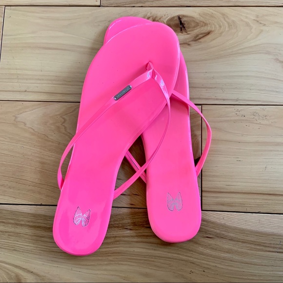 hot pink flip flops